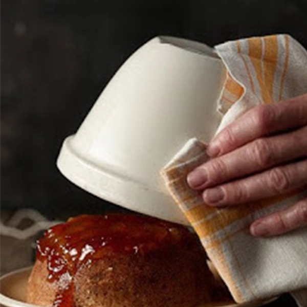 Steamed Ginger Pudding with Apricot Jam